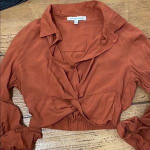 Long sleeve cropped top